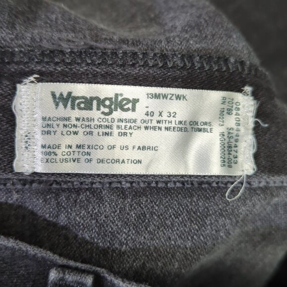 Wrangler Jeans Men's 40x32 Fits 40x30 Black 13MWZ Cowboy Cut Denim Western - Picture 10 of 11